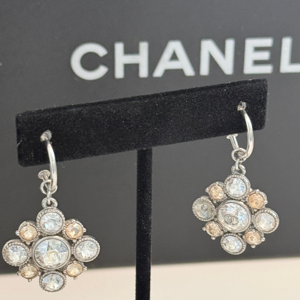 Wow! Authentic Chanel Crystal CC 2012 Baroque Collection!